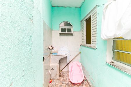 Casa à venda com 50m², 2 quartos e 1 vagaÁrea de Serviço