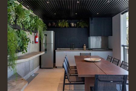 Apartamento à venda com 2 quartos, 94m² em Vila Cordeiro, São Paulo