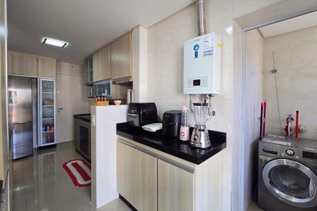 Apartamento à venda com 84m², 2 quartos e 2 vagasCozinha