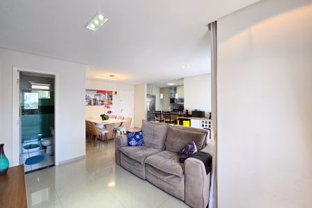 Apartamento à venda com 84m², 2 quartos e 2 vagasSala de TV