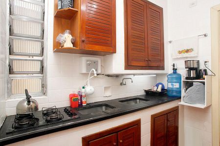 Apartamento à venda com 84m², 2 quartos e sem vagaCozinha