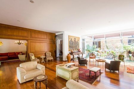 Casa à venda com 4 quartos, 595m² em Jardim dos Estados, São Paulo