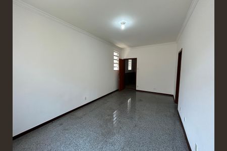 Apartamento para alugar com 70m², 2 quartos e sem vagaSala