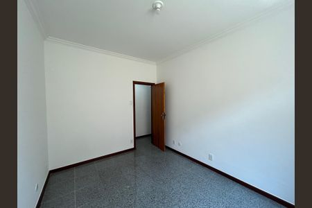 Quarto 1 de apartamento para alugar com 2 quartos, 70m² em Méier, Rio de Janeiro