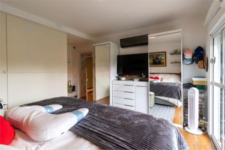 Apartamento à venda com 220m², 4 quartos e 3 vagas