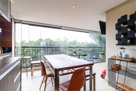 Apartamento à venda com 220m², 4 quartos e 3 vagas