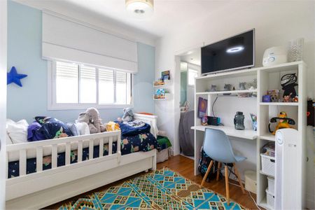 Apartamento à venda com 220m², 4 quartos e 3 vagas