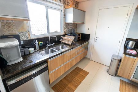 Apartamento à venda com 220m², 4 quartos e 3 vagas