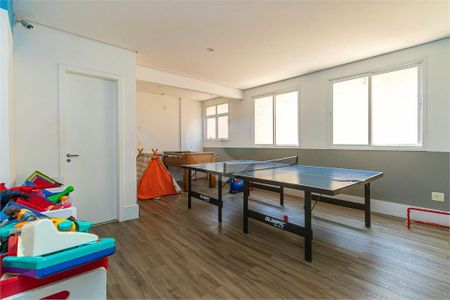 Apartamento à venda com 3 quartos, 200m² em Jardim Prudência, São Paulo