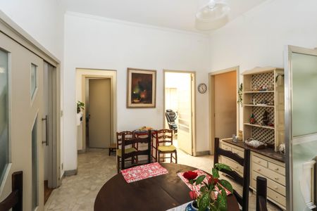 Casa à venda com 189m², 3 quartos e 1 vaga