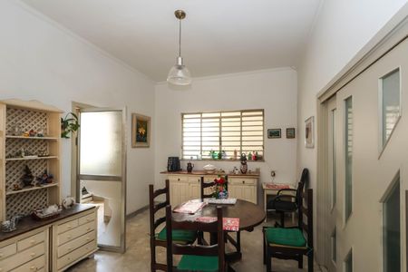 Casa à venda com 189m², 3 quartos e 1 vaga