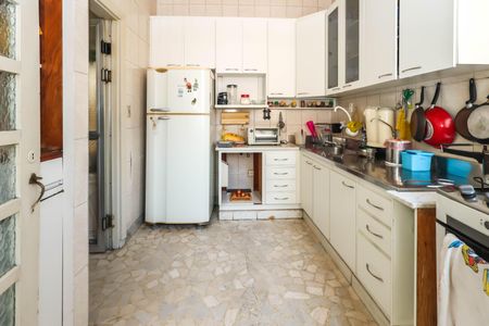 Casa à venda com 189m², 3 quartos e 1 vaga