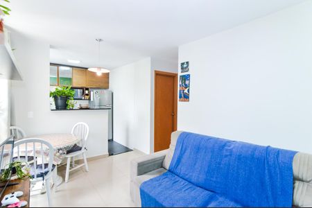Sala de apartamento para alugar com 2 quartos, 45m² em Jardim Santo Expedito, Guarulhos