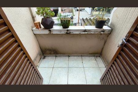 Casa à venda com 152m², 4 quartos e 2 vagas Casa à venda com 152m², 4 quartos e 2 vagasVaranda do Quarto 3