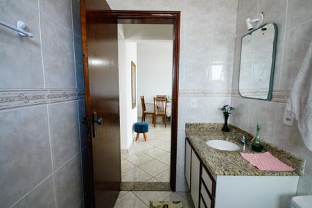 Apartamento para alugar com 226m², 3 quartos e 1 vagaBanheiro 