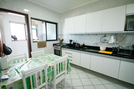 Apartamento para alugar com 226m², 3 quartos e 1 vagaCozinha 