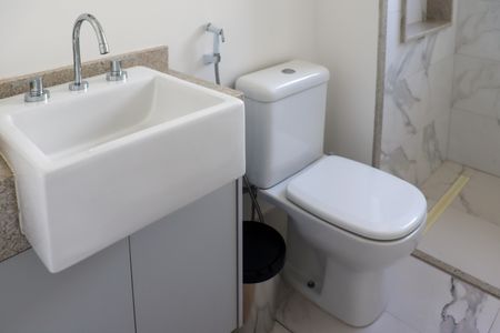 Apartamento para alugar com 180m², 3 quartos e 4 vagasBanheira da Suíte 2