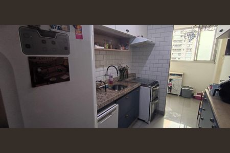 Apartamento à venda com 75m², 3 quartos e 2 vagas Apartamento à venda com 75m², 3 quartos e 2 vagasCozinha