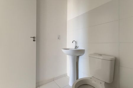 Apartamento para alugar com 44m², 2 quartos e 1 vaga Apartamento para alugar com 44m², 2 quartos e 1 vagaBanheiro