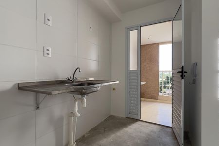 Apartamento para alugar com 44m², 2 quartos e 1 vaga Apartamento para alugar com 44m², 2 quartos e 1 vagaCozinha e Área de Serviço