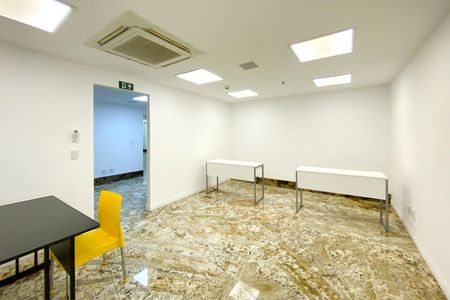 Studio à venda com 29m², 1 quarto e sem vaga Studio à venda com 29m², 1 quarto e sem vagaÁrea comum