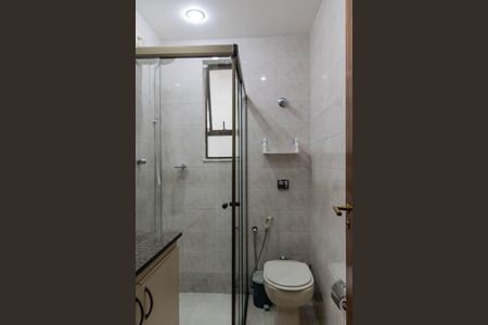 Apartamento para alugar com 85m², 2 quartos e 2 vagasBanheiro Social