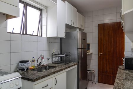 Apartamento para alugar com 85m², 2 quartos e 2 vagasCozinha
