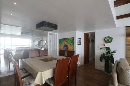 Sala de apartamento para alugar com 3 quartos, 117m² em Sítio Paecara (vicente de Carvalho), Guarujá