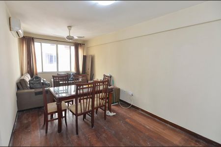 Sala de apartamento para alugar com 2 quartos, 77m² em Tijuca, Rio de Janeiro