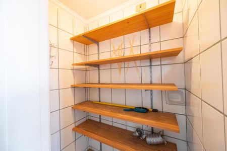 Apartamento à venda com 68m², 2 quartos e 2 vagas Apartamento à venda com 68m², 2 quartos e 2 vagasLavanderia