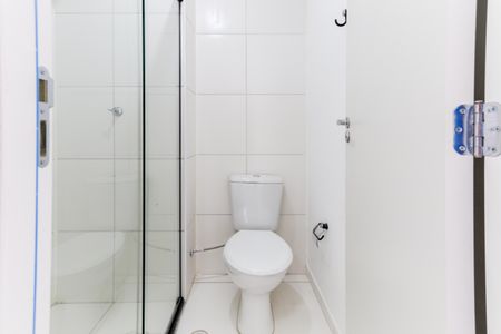 Banheiro de apartamento para alugar com 2 quartos, 35m² em Jaguaré, São Paulo