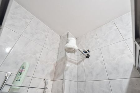 Banheiro de apartamento para alugar com 1 quarto, 32m² em Aclimação, São Paulo