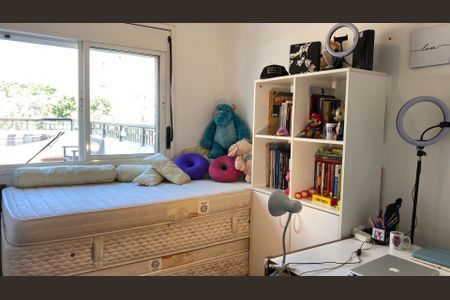 Apartamento à venda com 3 quartos, 213m² em Vila Anglo Brasileira, São Paulo