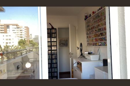 Apartamento à venda com 3 quartos, 213m² em Vila Anglo Brasileira, São Paulo