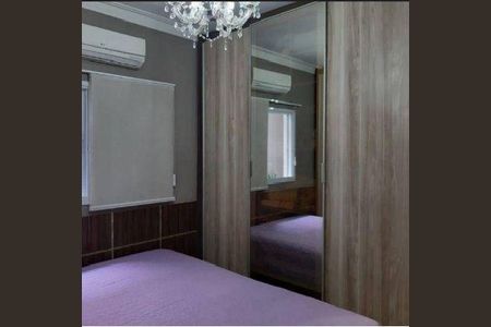 Casa à venda com 3 quartos, 146m² em Vila Mangalot, São Paulo