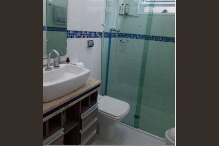 Casa à venda com 3 quartos, 146m² em Vila Mangalot, São Paulo