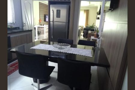 Casa à venda com 3 quartos, 146m² em Vila Mangalot, São Paulo