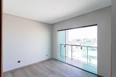Casa à venda com 145m², 3 quartos e 4 vagas Casa à venda com 145m², 3 quartos e 4 vagasSuíte