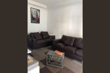 Casa à venda com 4 quartos, 234m² em Vila Albertina, São Paulo