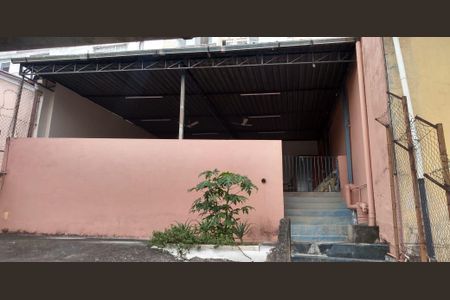 Casa à venda com 2 quartos, 200m² em Vila Ipojuca, São Paulo