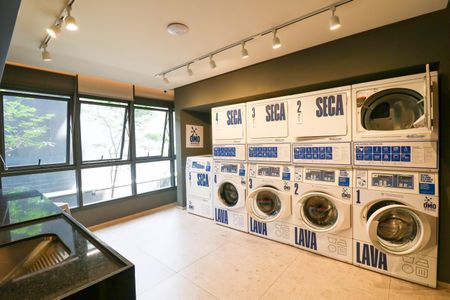 Studio para alugar com 24m², 1 quarto e sem vaga Studio para alugar com 24m², 1 quarto e sem vagaÁrea comum - Lavanderia