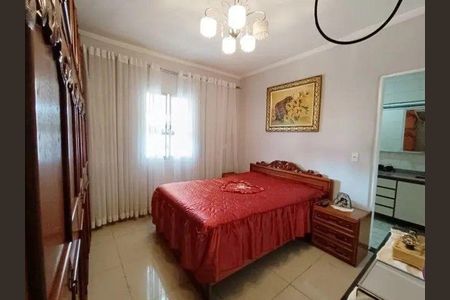 Casa à venda com 3 quartos, 210m² em Vila Bancaria Munhoz, São Paulo