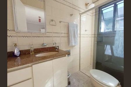 Casa à venda com 3 quartos, 210m² em Vila Bancaria Munhoz, São Paulo