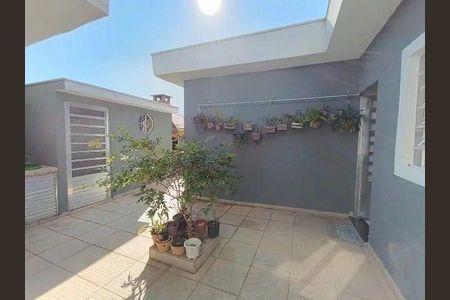 Casa à venda com 3 quartos, 210m² em Vila Bancaria Munhoz, São Paulo