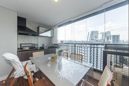 Sala - Varanda de apartamento à venda com 2 quartos, 68m² em Santo Amaro, São Paulo