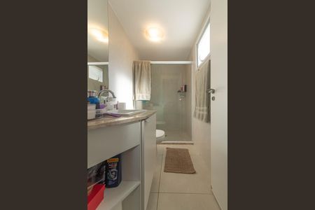 Apartamento à venda com 68m², 2 quartos e 2 vagasBanheiro da Suíte