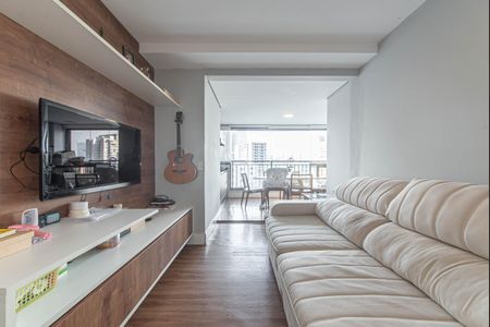 Apartamento à venda com 68m², 2 quartos e 2 vagasSala