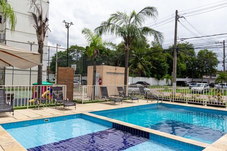 Apartamento para alugar com 43m², 2 quartos e 1 vaga Apartamento para alugar com 43m², 2 quartos e 1 vagaÁrea comum - Piscina