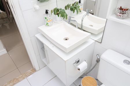 Apartamento para alugar com 43m², 2 quartos e 1 vaga Apartamento para alugar com 43m², 2 quartos e 1 vagaBanheiro