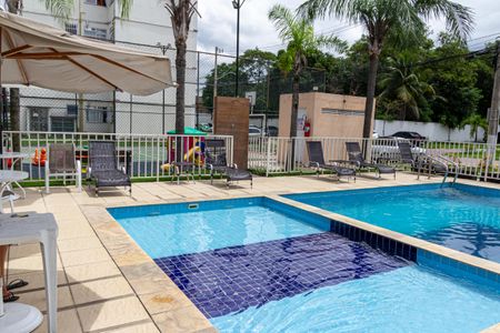 Apartamento para alugar com 43m², 2 quartos e 1 vaga Apartamento para alugar com 43m², 2 quartos e 1 vagaÁrea comum - Piscina